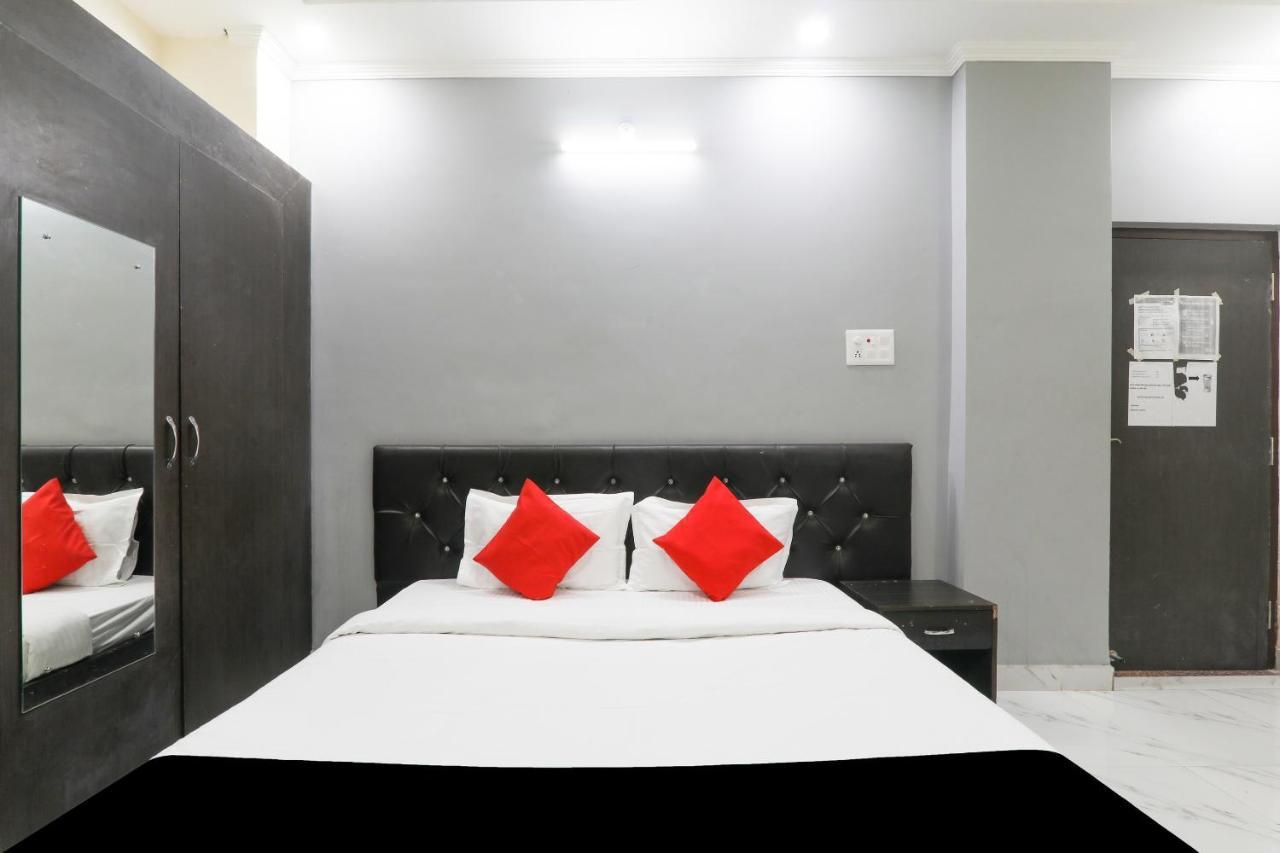 Super Oyo Capital O 78105 Hotel Figtree Premier Патна Екстер'єр фото